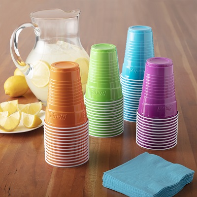 Hefty 16oz Assorted Color Cups with Lemonade Pitcher