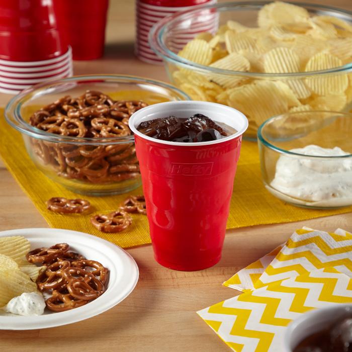 Solo Cup 18 oz Squared Cups 30 ct package, Plates, Bowls & Cups